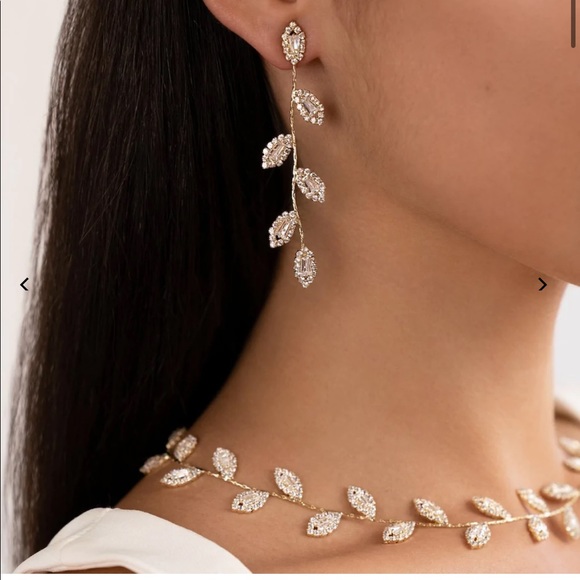 Beautiful Earth Boutique Gold Plated Crystal Vine Earrings - Silver - Picture 2 of 4